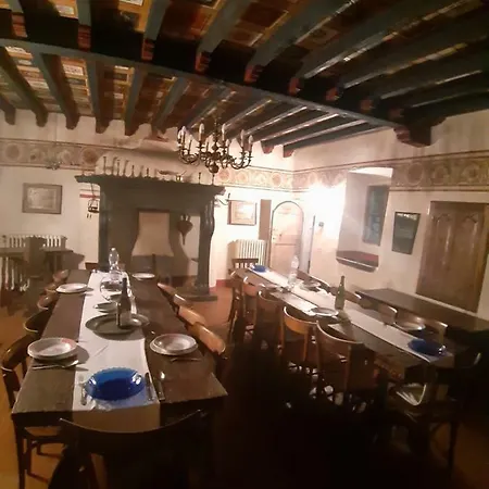 Casa Storica Sulla Via Mercatorum Feriehus